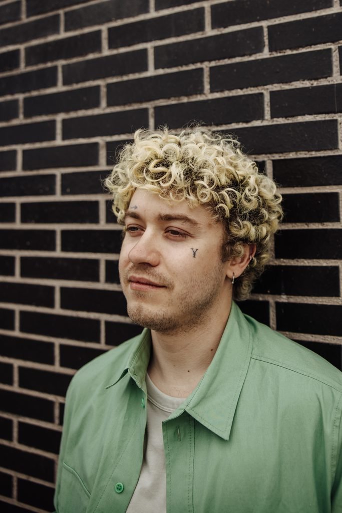 Curly Mullet with Mid Taper